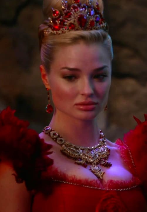 Red Queen 1 - Once Upon a Time in Wonderland