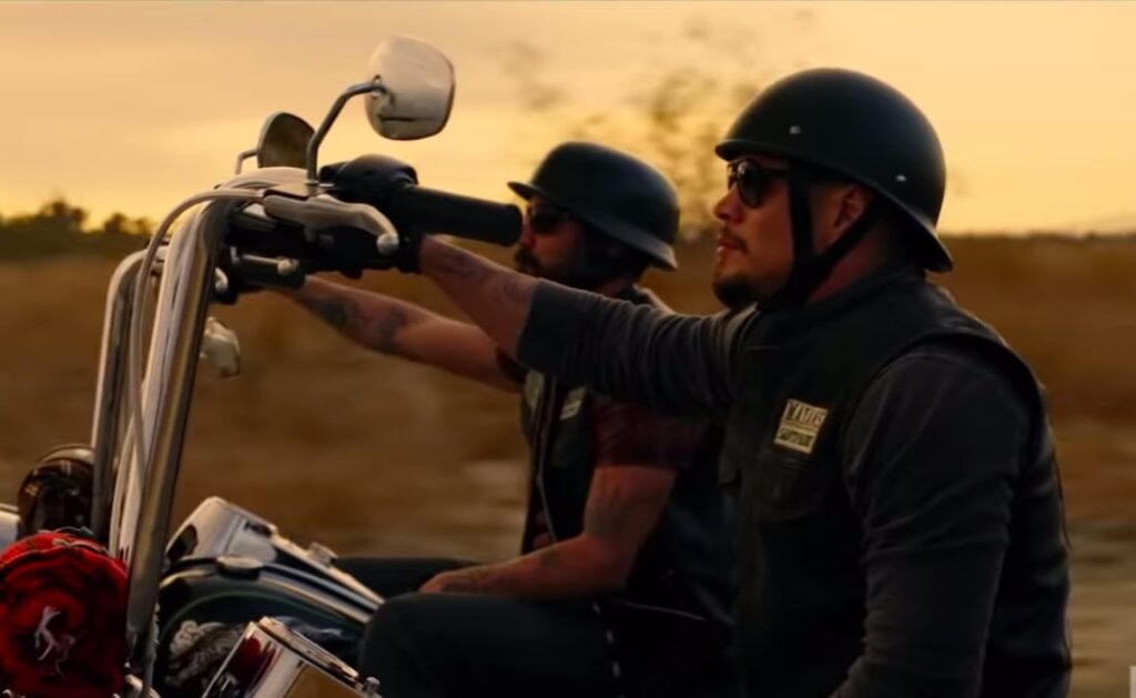 A Border Shutdown - Mayans M.C.