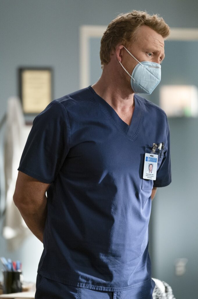 Going Over It  - Grey's Anatomy Season 17 Episode 8