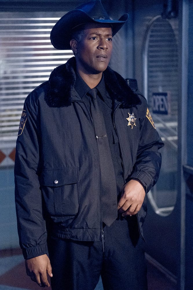 Sheriff Mike Looks Confused - Resident Alien Season 1 Episode 8