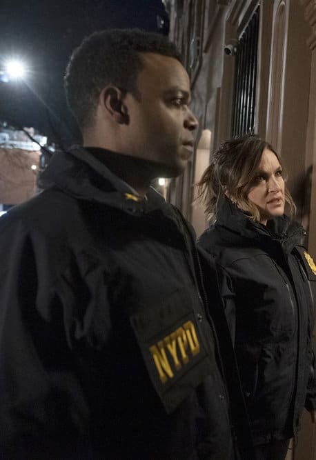 Challenging the Brass - Law & Order: SVU Season 22 Episode 11