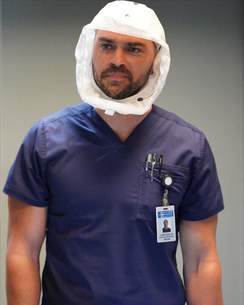Doing More - Tall - Grey's Anatomy Season 17 Episode 12
