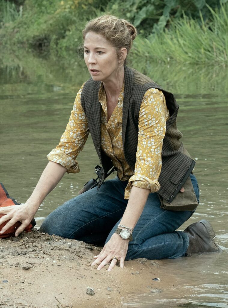 June in the Water - Fear the Walking Dead Season 6 Episode 8