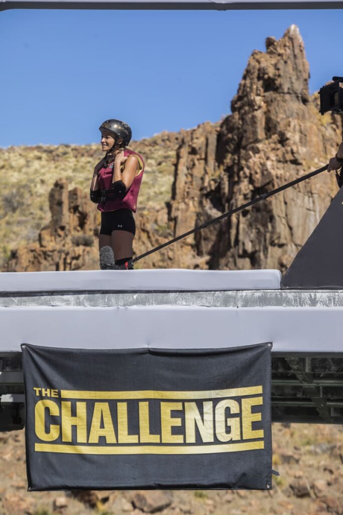 Kendal on the Platform - The Challenge: All Stars Season 1 Episode 2