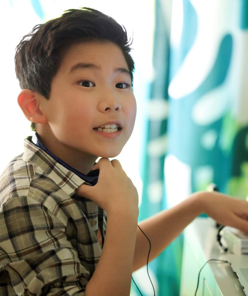 Remote Learning - Tall  - A Million Little Things Season 3 Episode 8