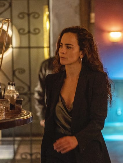 Teresa Gives an Ultimatum - Queen of the South Season 5 Episode 2