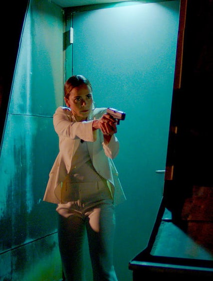 Teresa In White - Queen of the South Season 5 Episode 1