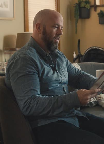 Toby Feeds Jack - This Is Us Season 5 Episode 12
