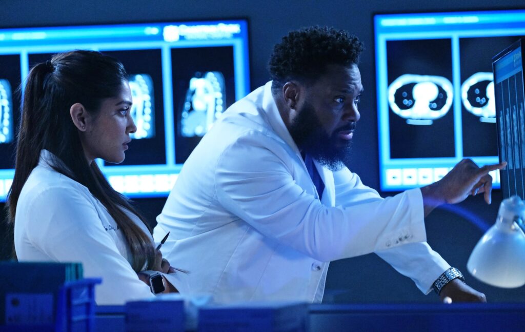 AJ Mentors Leela - The Resident Season 4 Episode 13