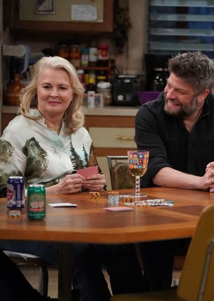 Barb Comes Over For Poker - The Conners Season 3 Episode 19