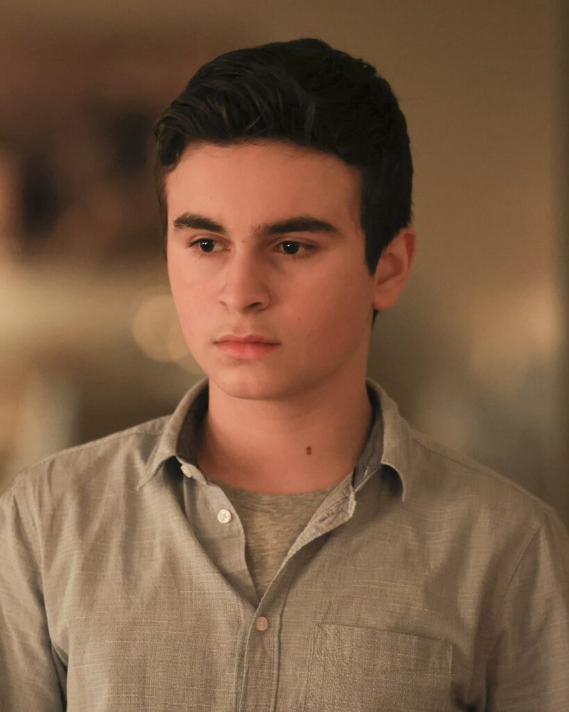 Deciding to Come Out - - A Million Little Things Season 3 Episode 12