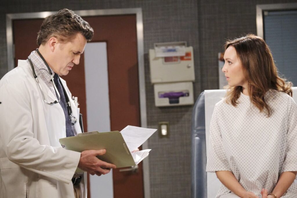 Dr. Snyder Blackmails Gwen - Days of Our Lives