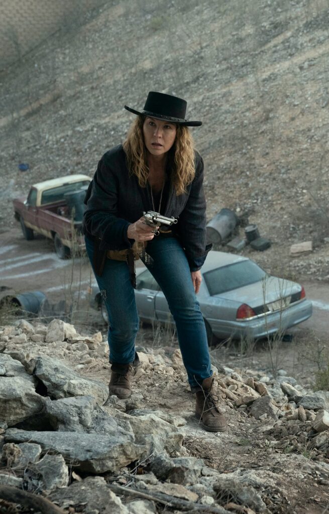 June Goes on a Mission - Fear the Walking Dead Season 6 Episode 13