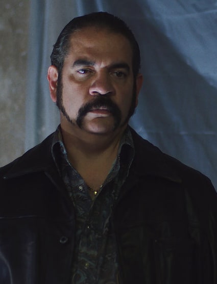 Pote Brings the Plastic - Queen of the South Season 5 Episode 6