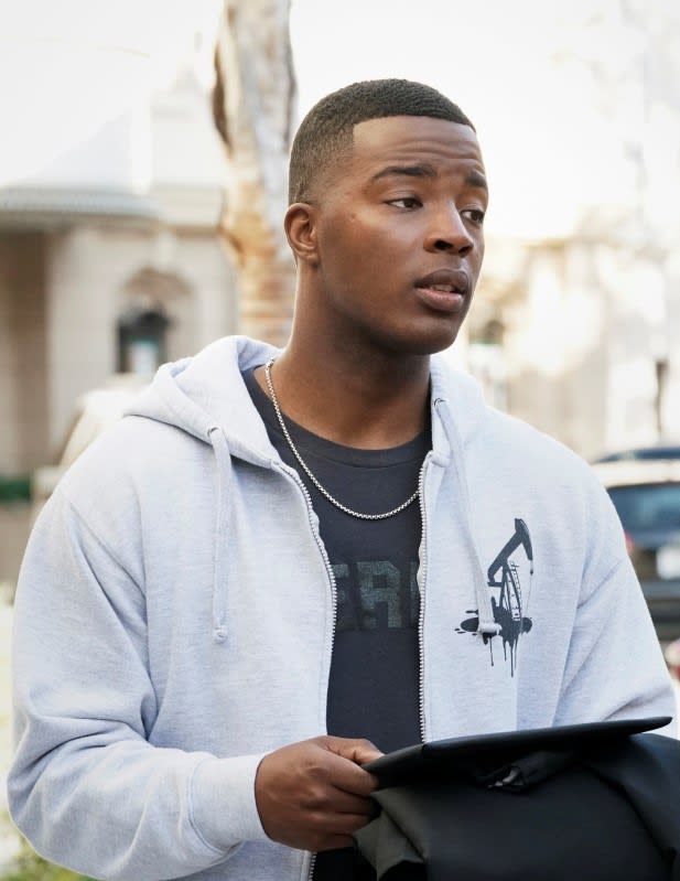 Proud of Mother - All American Season 3 Episode 13