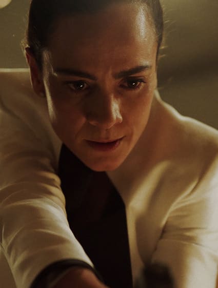 Teresa Takes Control - Queen of the South Season 5 Episode 5