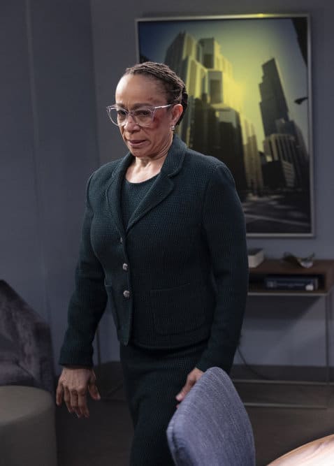 Thrown For a Loop - Chicago Med Season 6 Episode 13
