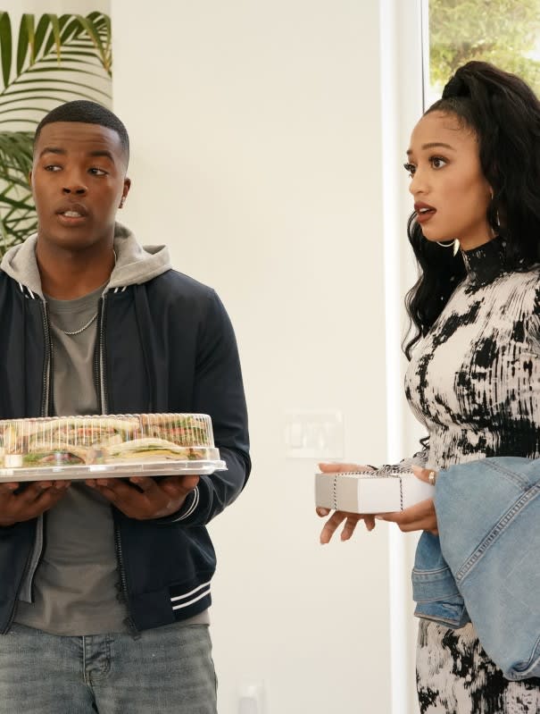 Arriving Together - All American Season 3 Episode 16