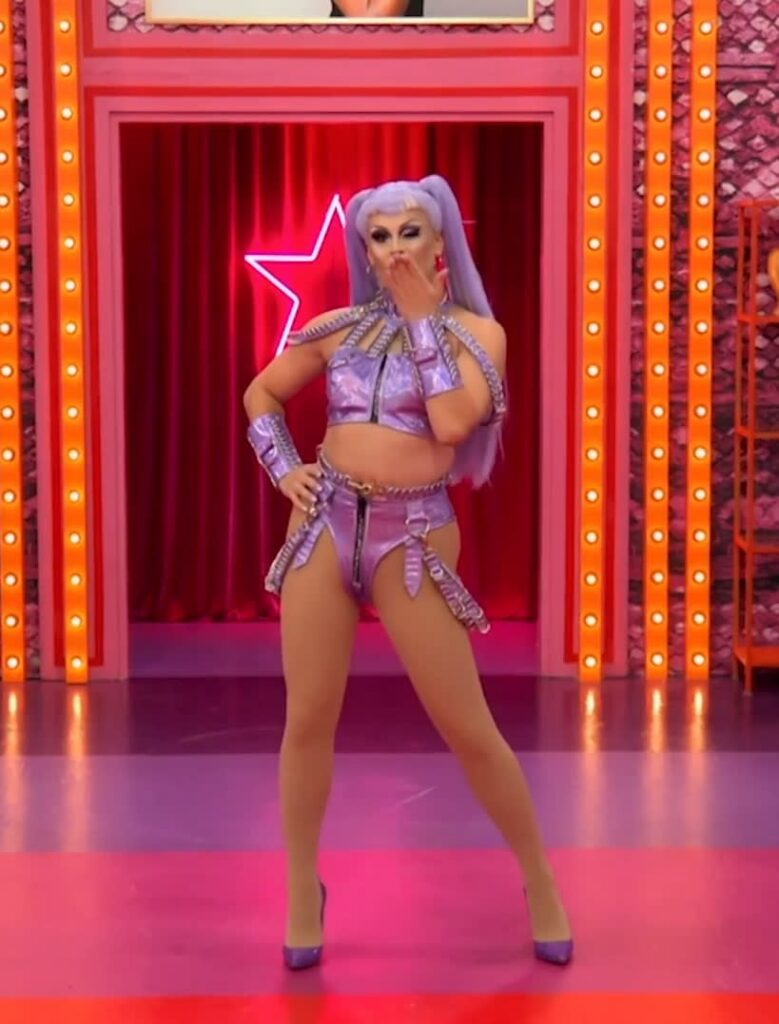 Jan Werk Room Entrance - RuPaul's Drag Race All Stars Season 6 Episode 1