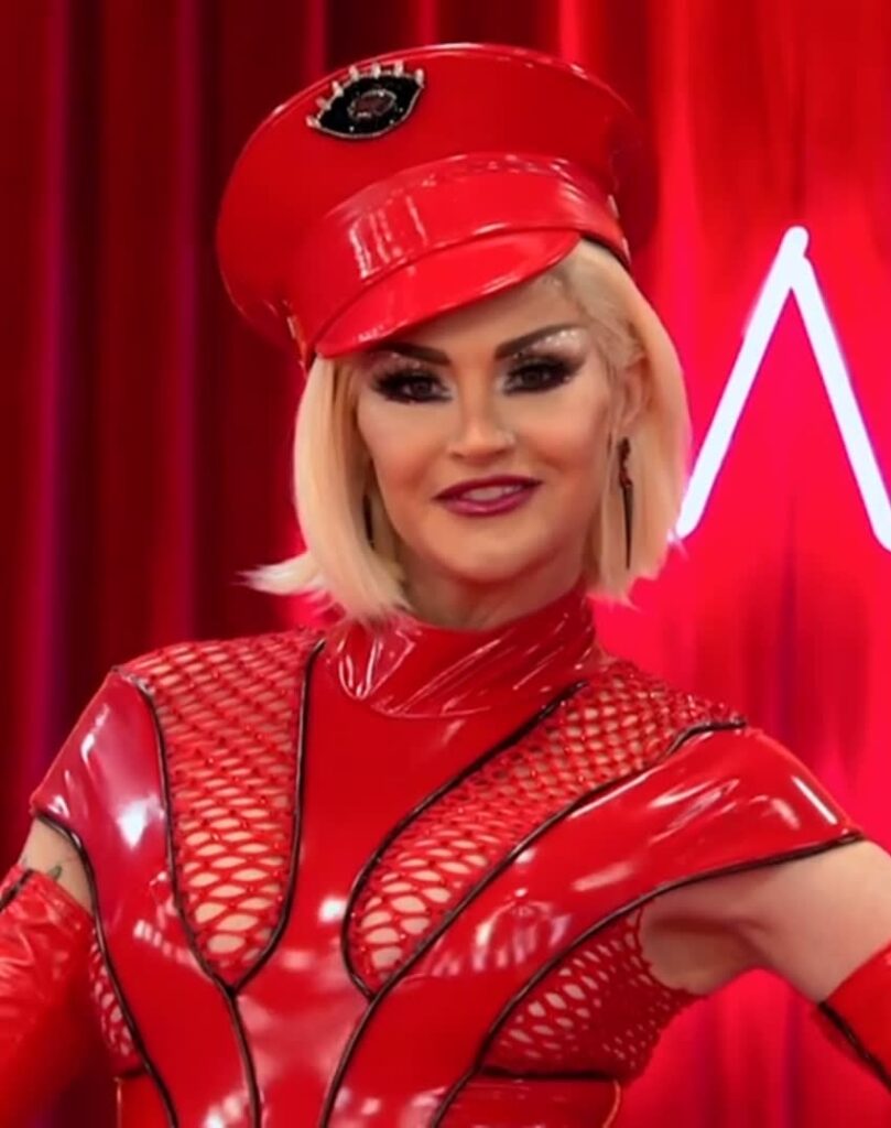 Kylie Sonique Love Werk Room Entrance - RuPaul's Drag Race All Stars Season 6 Episode 1