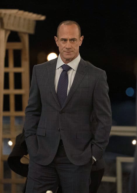 Stabler Makes an Appearance - Law & Order: SVU Season 22 Episode 16