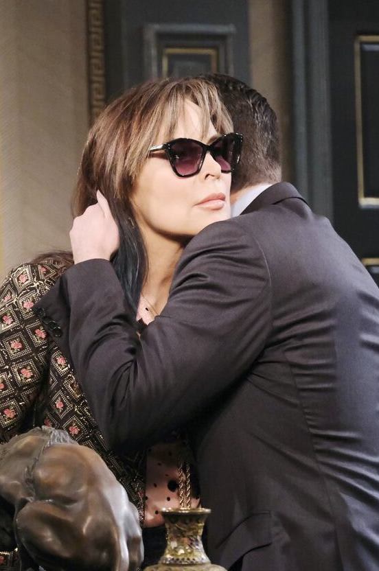 Trying For Her Vote / Tall - Days of Our Lives