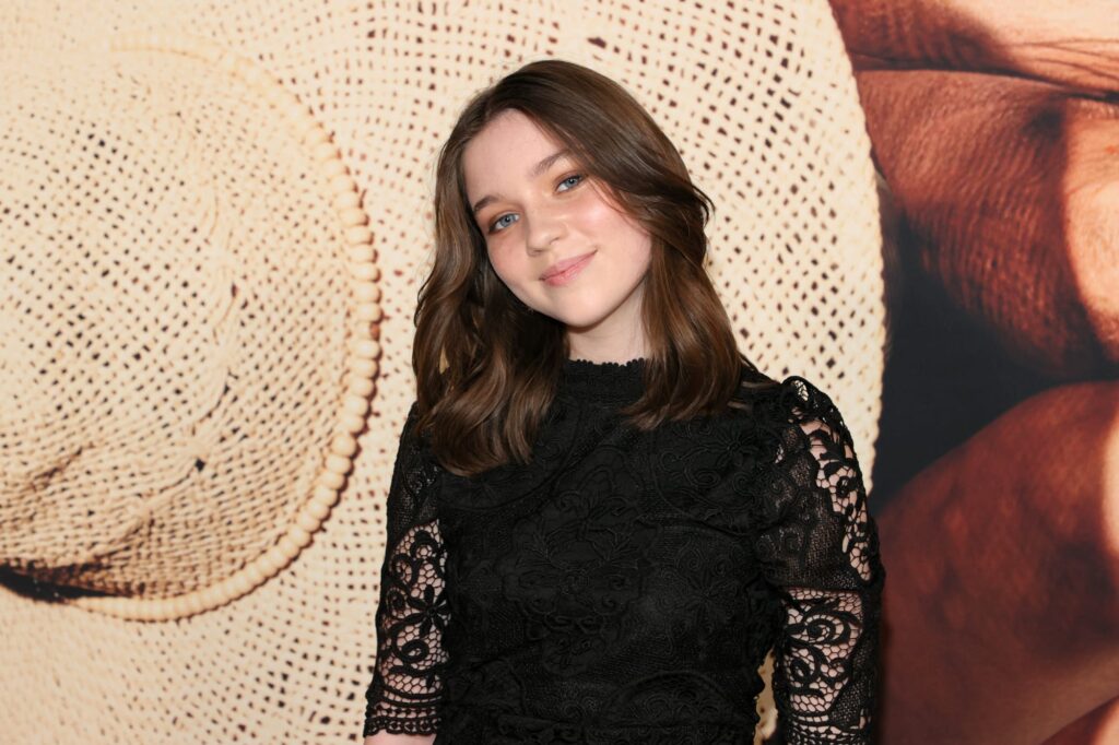 Alexa Swinton Attends the Premiere of 