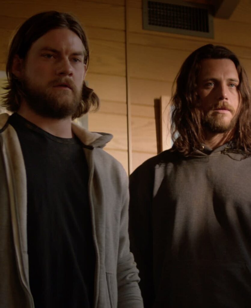 Deran and Craig Betrayed - tall - Animal Kingdom Season 5 Episode 3