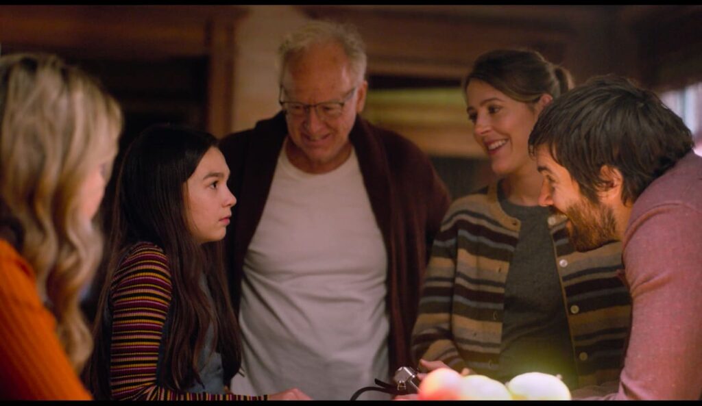 Family Bonding - Home Before Dark Season 2 Episode 4
