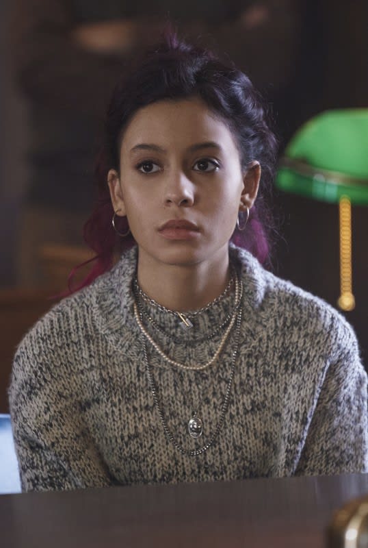 Feeling Abandoned -- Tall - The Republic of Sarah Season 1 Episode 5