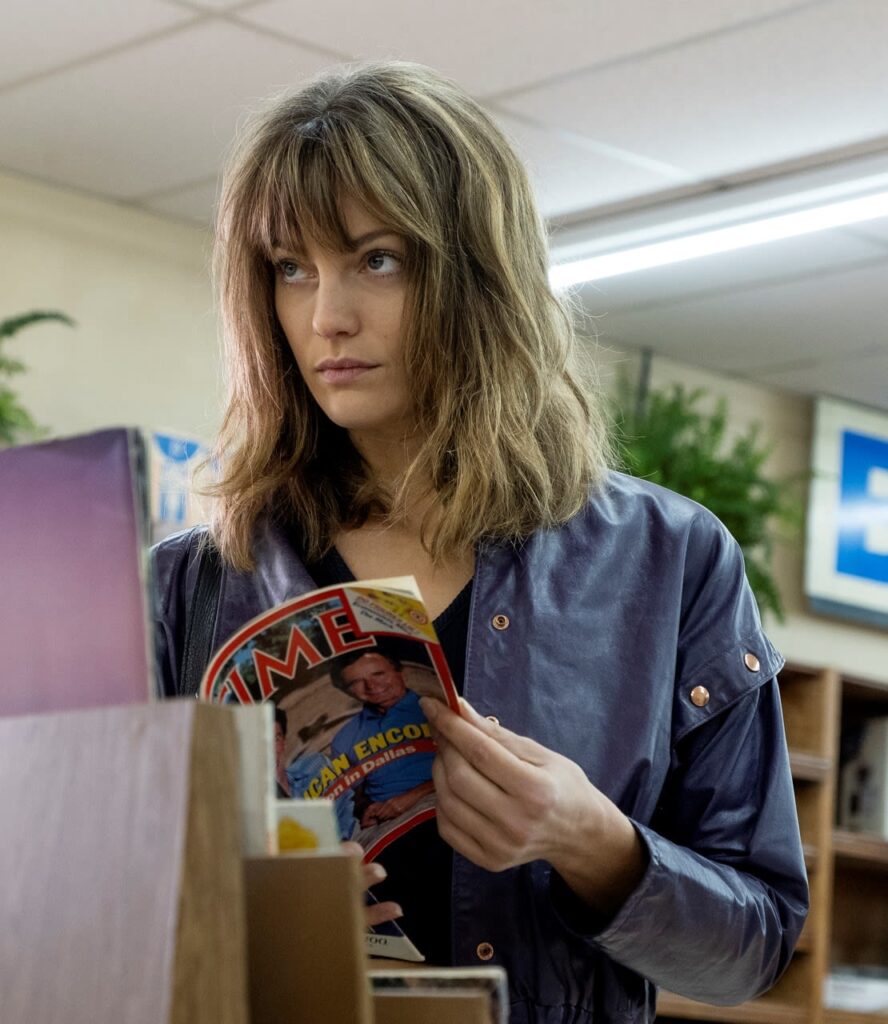 Flipping the Pages - tall - Animal Kingdom Season 5 Episode 1