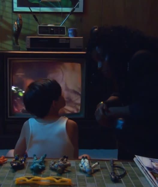Pam and Anthony - Animal Kingdom Season 5 Episode 2