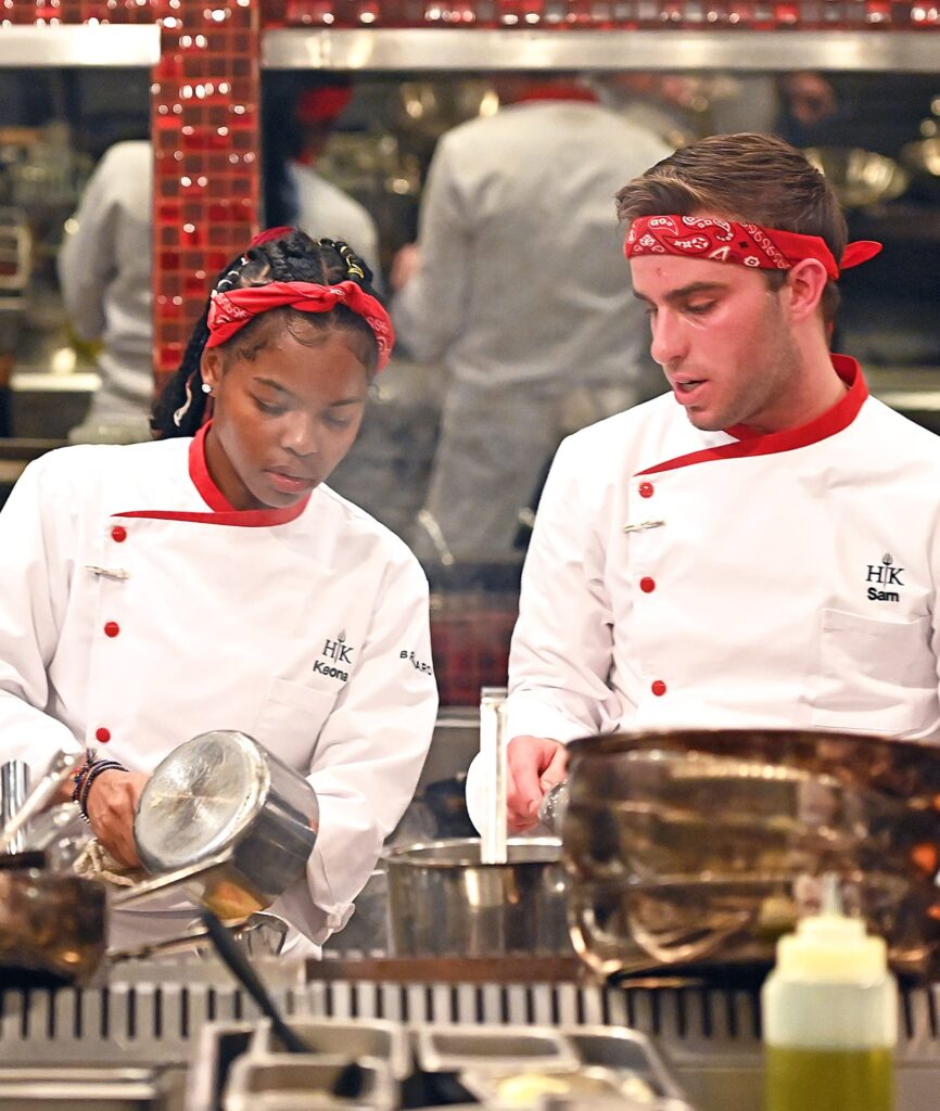 Showing Sam the Ropes - tall - Hell's Kitchen Season 20 Episode 7