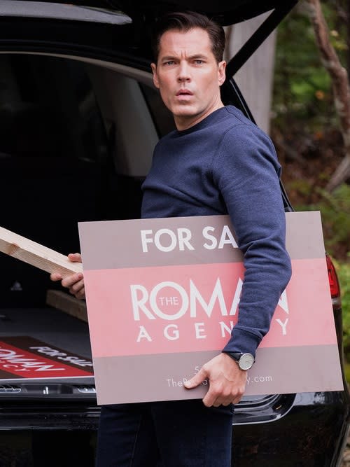 Stake Up the Sign - SurrealEstate Season 1 Episode 3