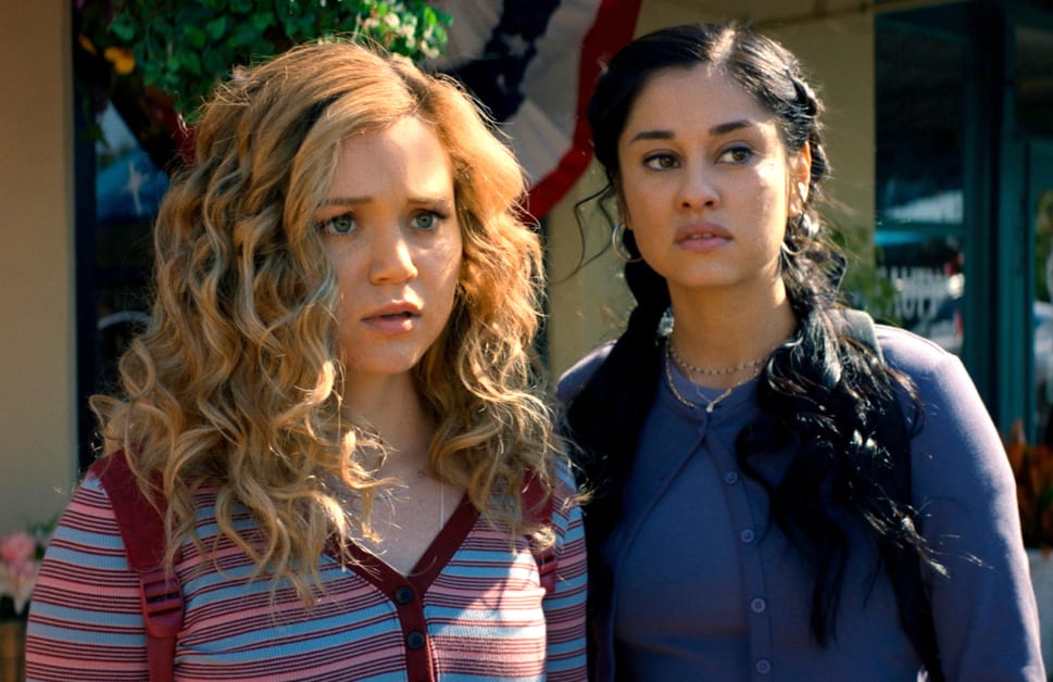 Courtney and Yolanda long - Stargirl Season 2 Episode 1