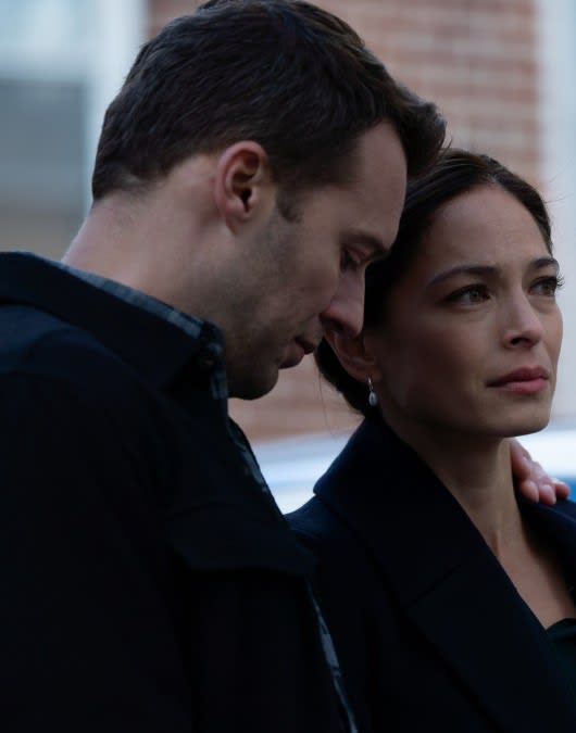 Joanna and Billy discuss the plea deal - Burden of Truth Season 4 Episode 4