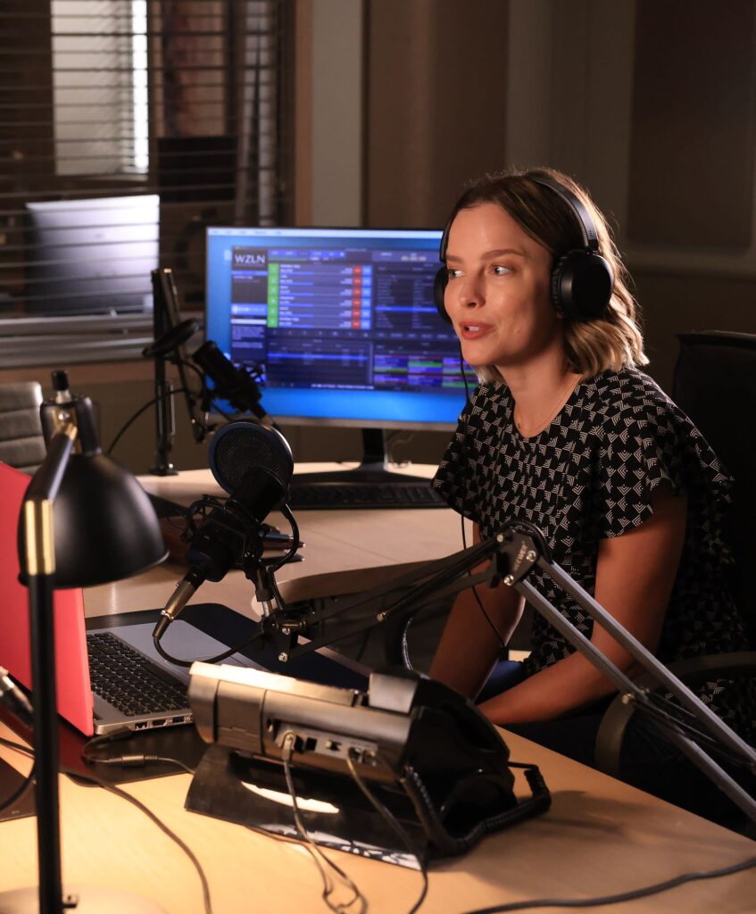 First Day Jitters - tall - A Million Little Things Season 4 Episode 2