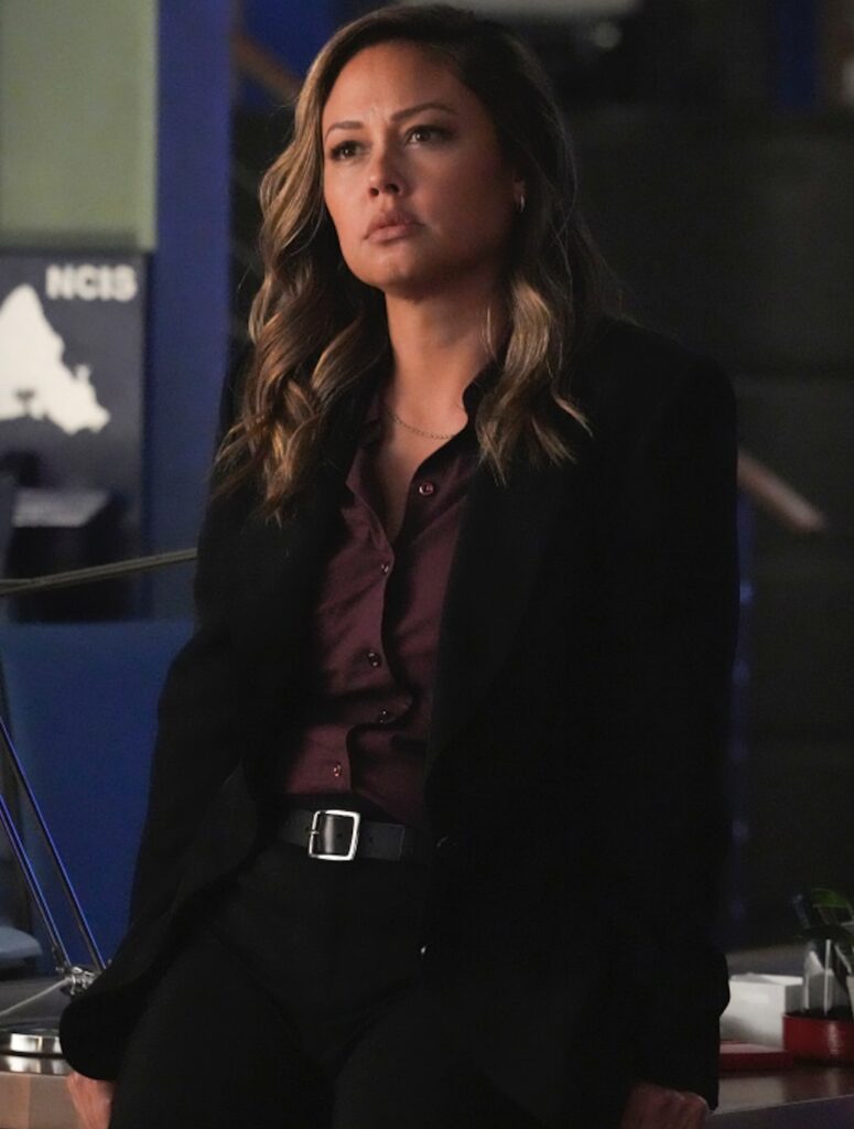 Jane Leads - NCIS: Hawai'i Season 1 Episode 2