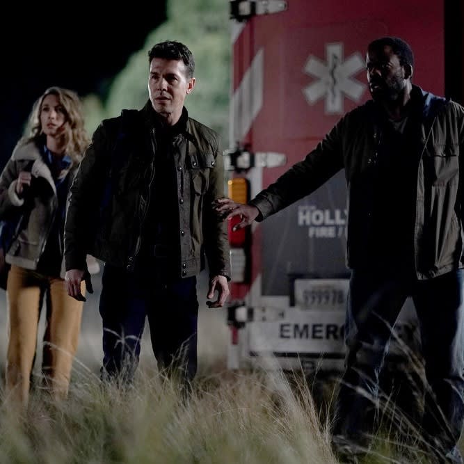 Saving Josh - La Brea Season 1 Episode 1