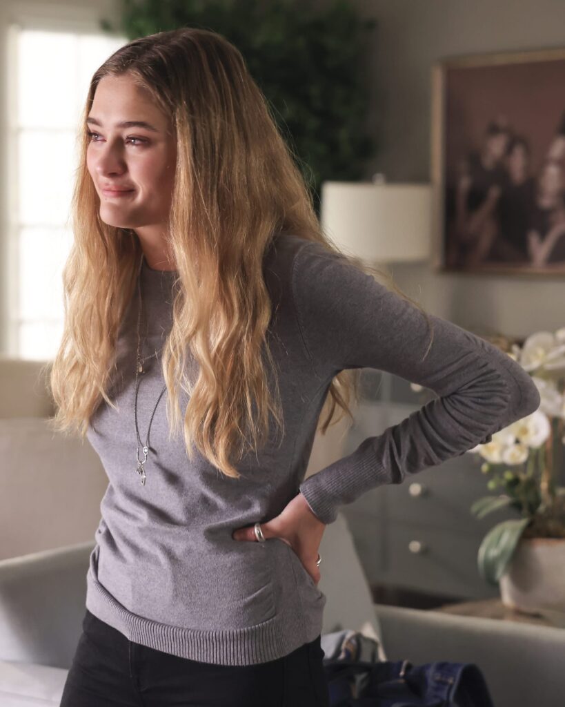 Sophie's Stand - A Million Little Things Season 4 Episode 1