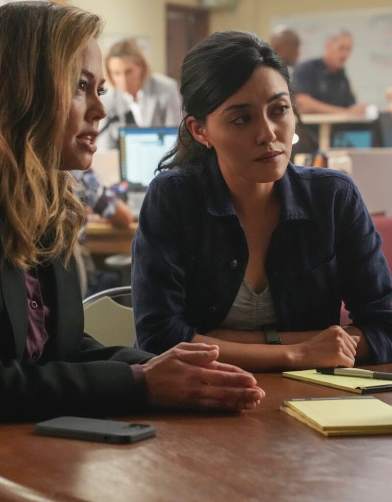 With a Witness - NCIS: Hawai'i Season 1 Episode 2