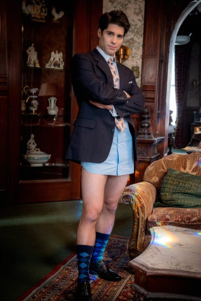 Asher Grodman is No-Pants Guy