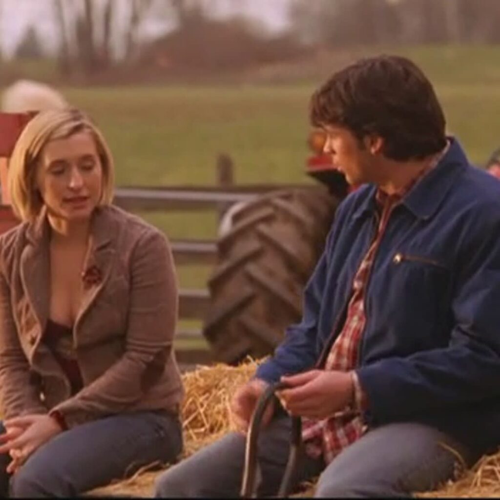 Chloe helps Clark remember - Smallville
