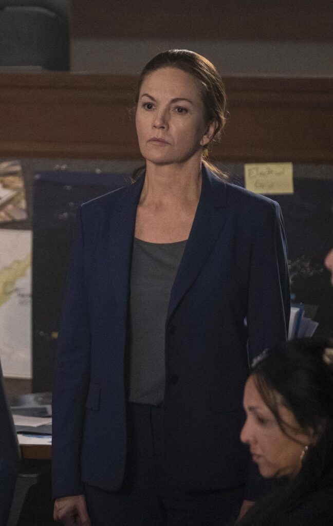 President Jennifer Brown - Y: The Last Man Season 1 Episode 9