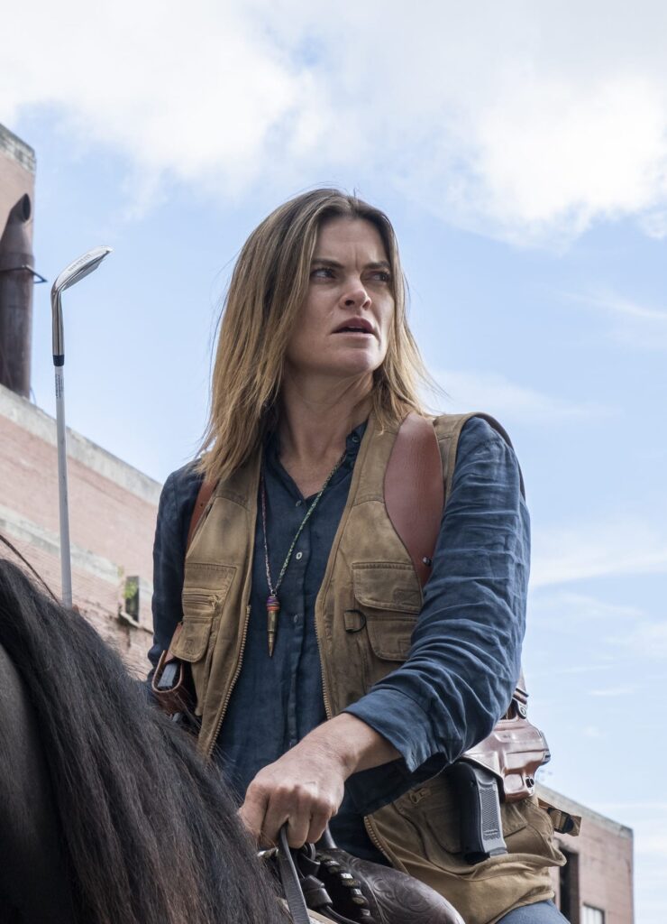 Roxanne on horseback - Y: The Last Man