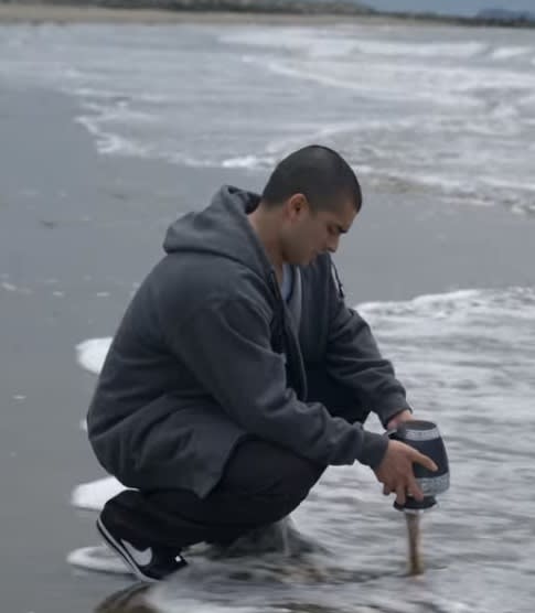 Spreading Ashes - On My Block Season 4 Episode 7