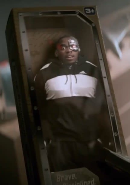 Vic in a Box - Doom Patrol Season 3 Episode 8