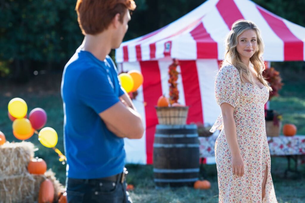 Barchie - Riverdale Season 6 Episode 1