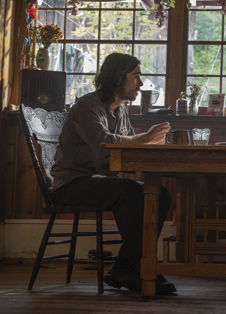 Breakfast - Tall - Y: The Last Man Season 1 Episode 10
