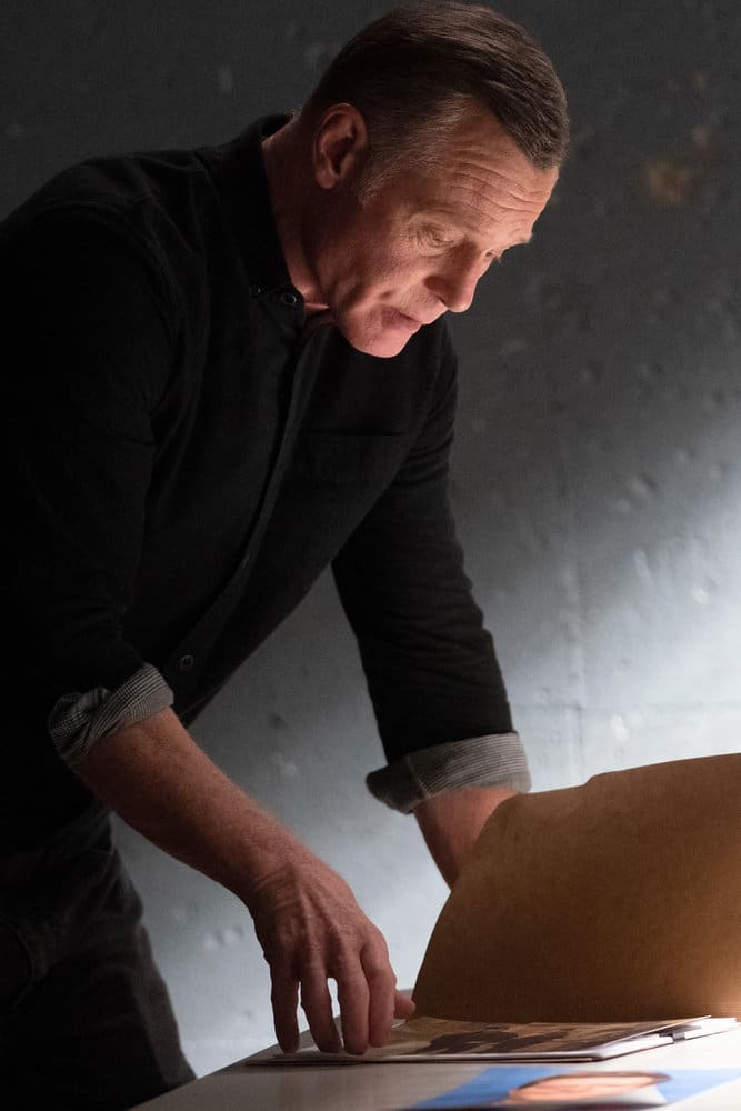 Checking the File - Chicago PD Season 9 Episode 8